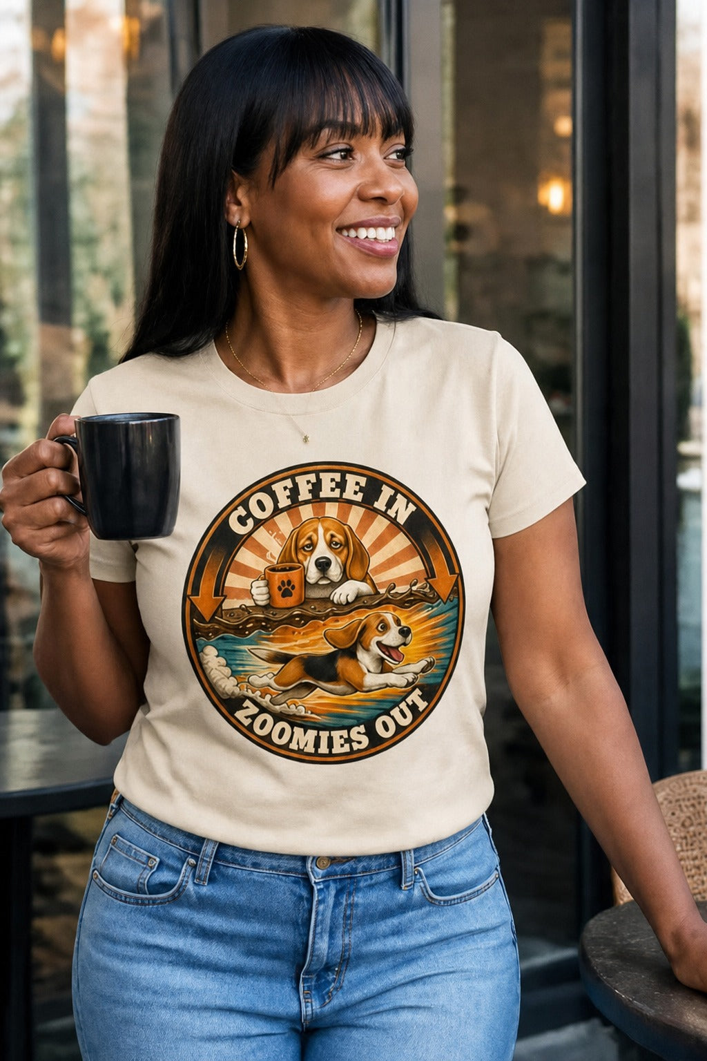 T-shirt "Coffees & Zoomies" – For Beagle and Coffee lovers