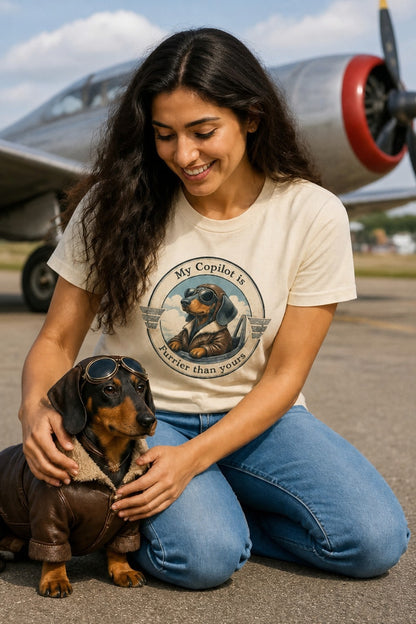 T-shirt "My Copilot is Furrier than yours" – For dog and aviation lovers Daschund Edition